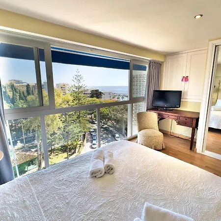 아파트 Skol 412. Renovated Two Bedrooms Duplex With Sea View.