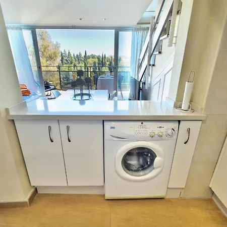 公寓 Skol 412. Renovated Two Bedrooms Duplex With Sea View. 马尔韦利亚