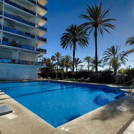 Skol 412. Renovated Two Bedrooms Duplex With Sea View. 马尔韦利亚