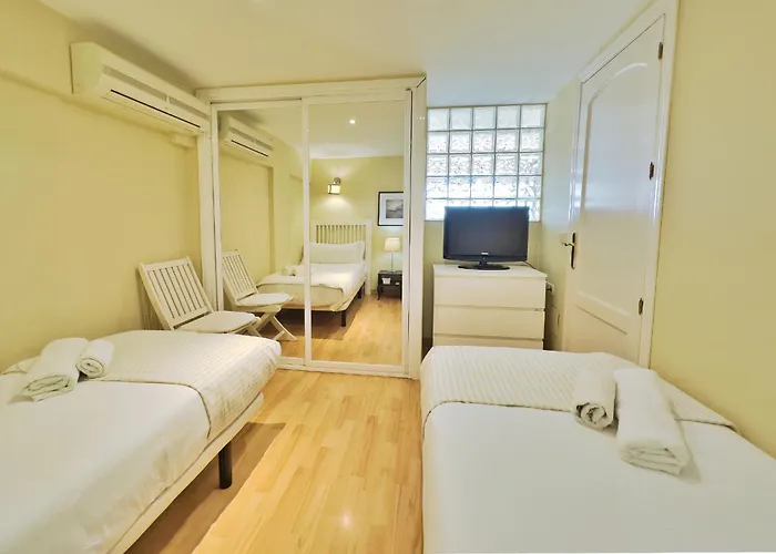 Skol 412. Renovated Two Bedrooms Duplex With Sea View. Apartment *