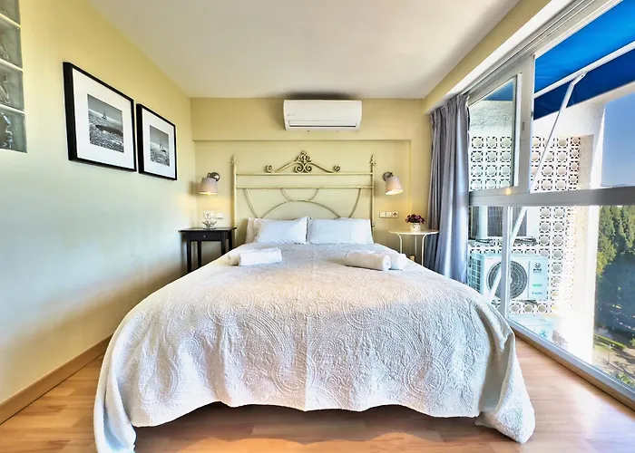 Skol 412. Renovated Two Bedrooms Duplex With Sea View.