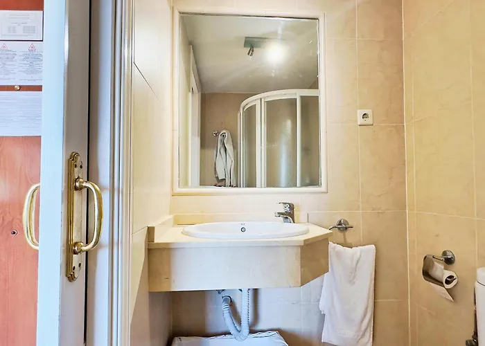 Skol 412. Renovated Two Bedrooms Duplex With Sea View. Daire Marbella