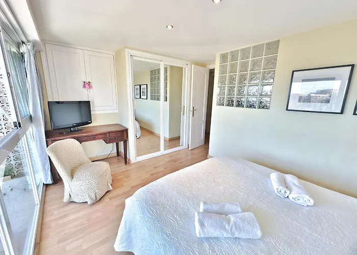 Skol 412. Renovated Two Bedrooms Duplex With Sea View. * Marbella