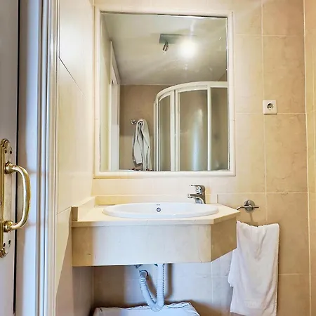 Skol 412. Renovated Two Bedrooms Duplex With Sea View. Daire Marbella