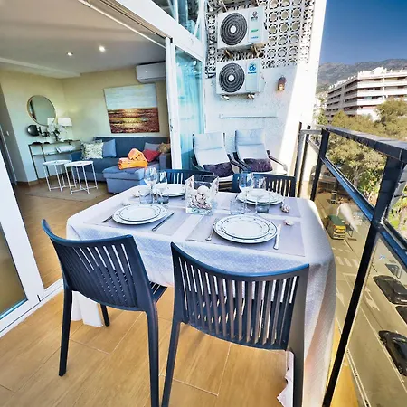 Skol 412. Renovated Two Bedrooms Duplex With Sea View. Μαρμπέλλα